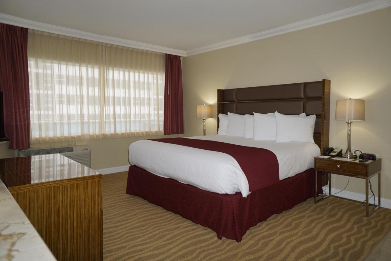 Ocean Sky Hotel & Resort Fort Lauderdale Eksteriør bilde