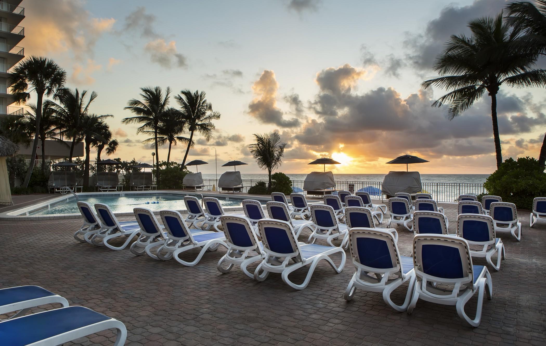 Ocean Sky Hotel & Resort Fort Lauderdale Eksteriør bilde